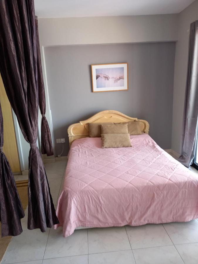 Old Town Studio Apartment Larnaka Exterior foto